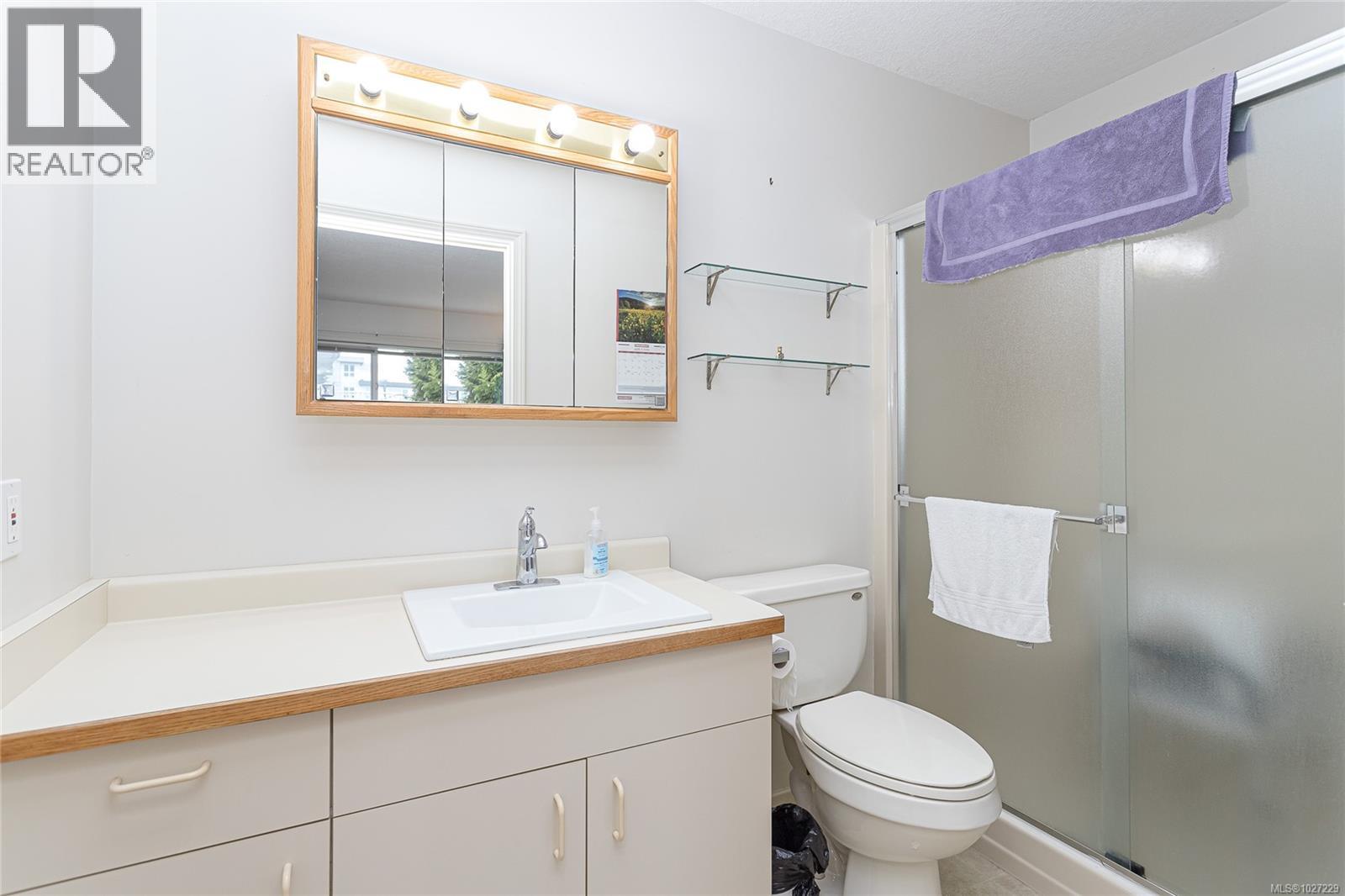 8 100 Abbey Lane, Parksville