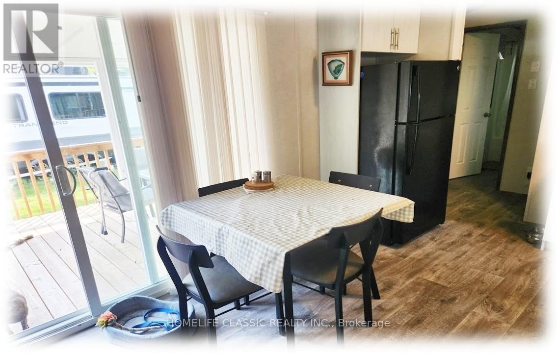 LOT 645 BLUEBERRY LANE - 225 PLATTEN BOULEVARD W - 4