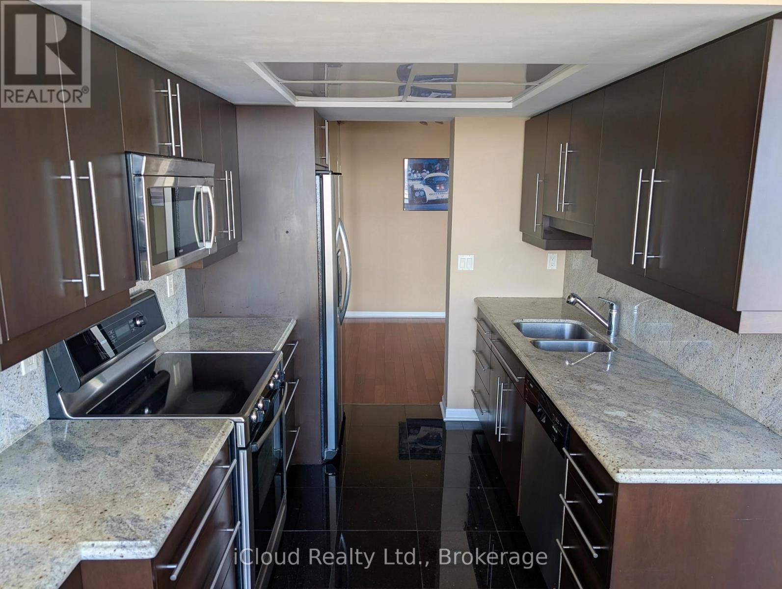 #1003 45 KINGSBRIDGE GARDEN CIRCLE - 6