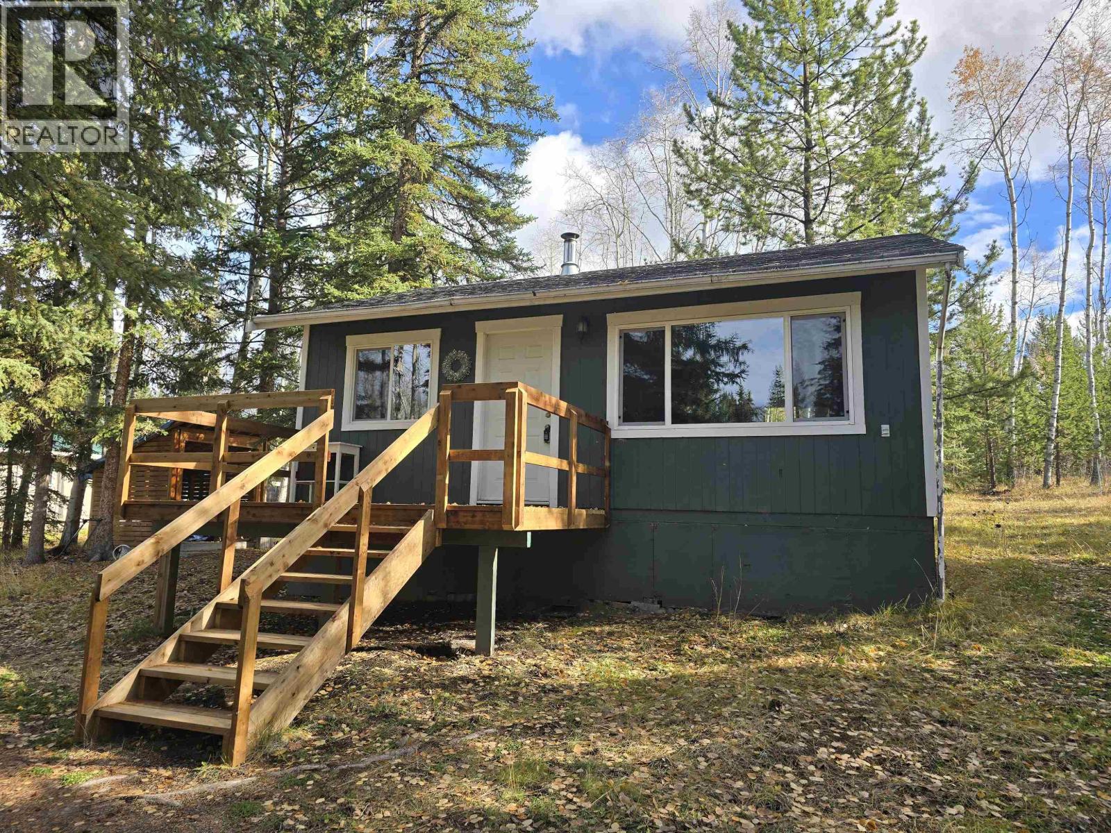 762 S GREEN LAKE ROAD, 100 Mile House