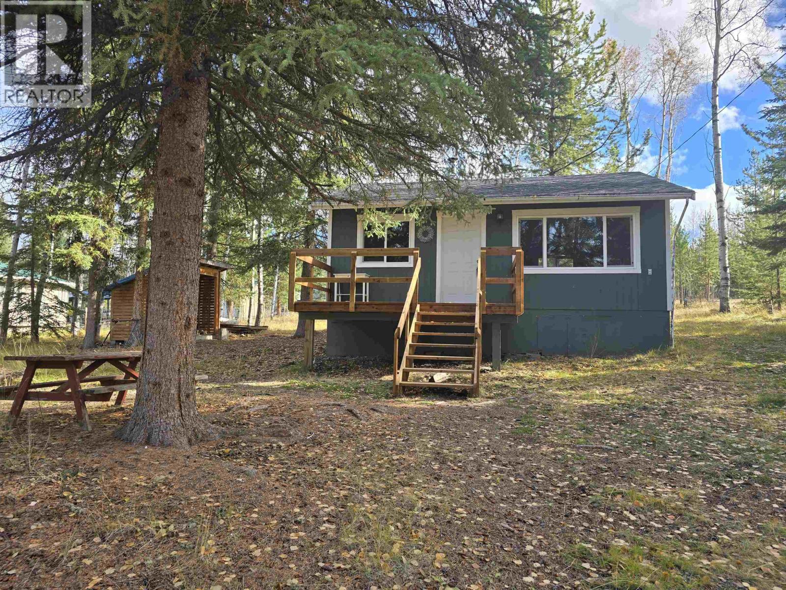 762 S GREEN LAKE ROAD - 20