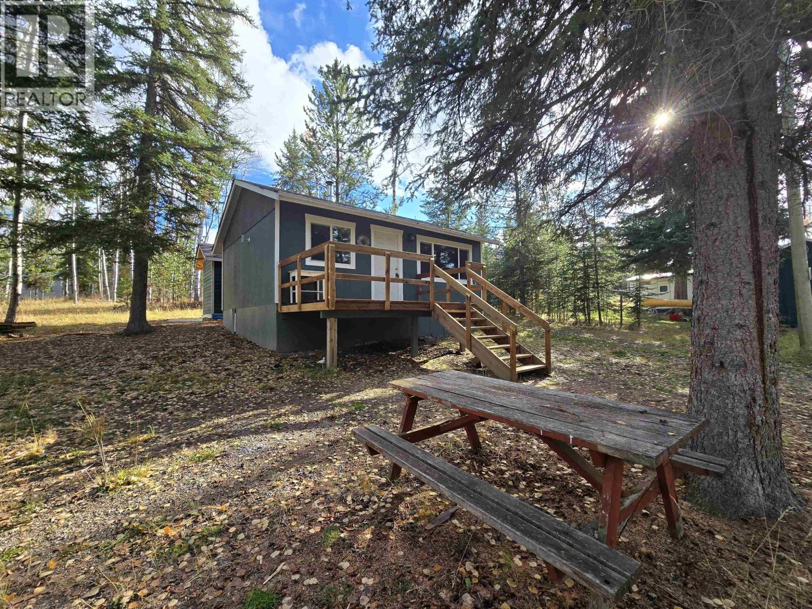 762 S GREEN LAKE ROAD - 21