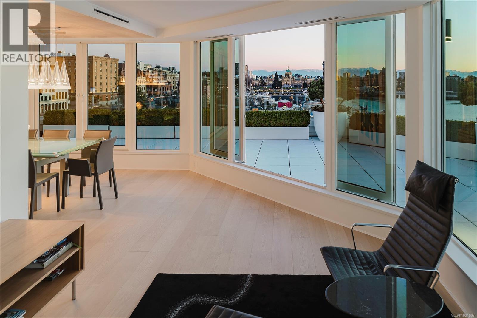 #606 1234 WHARF ST - 21