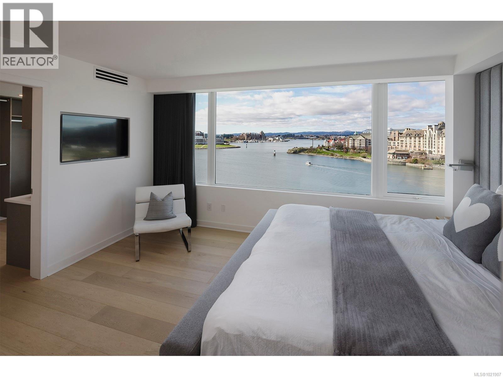 #606 1234 WHARF ST - 34