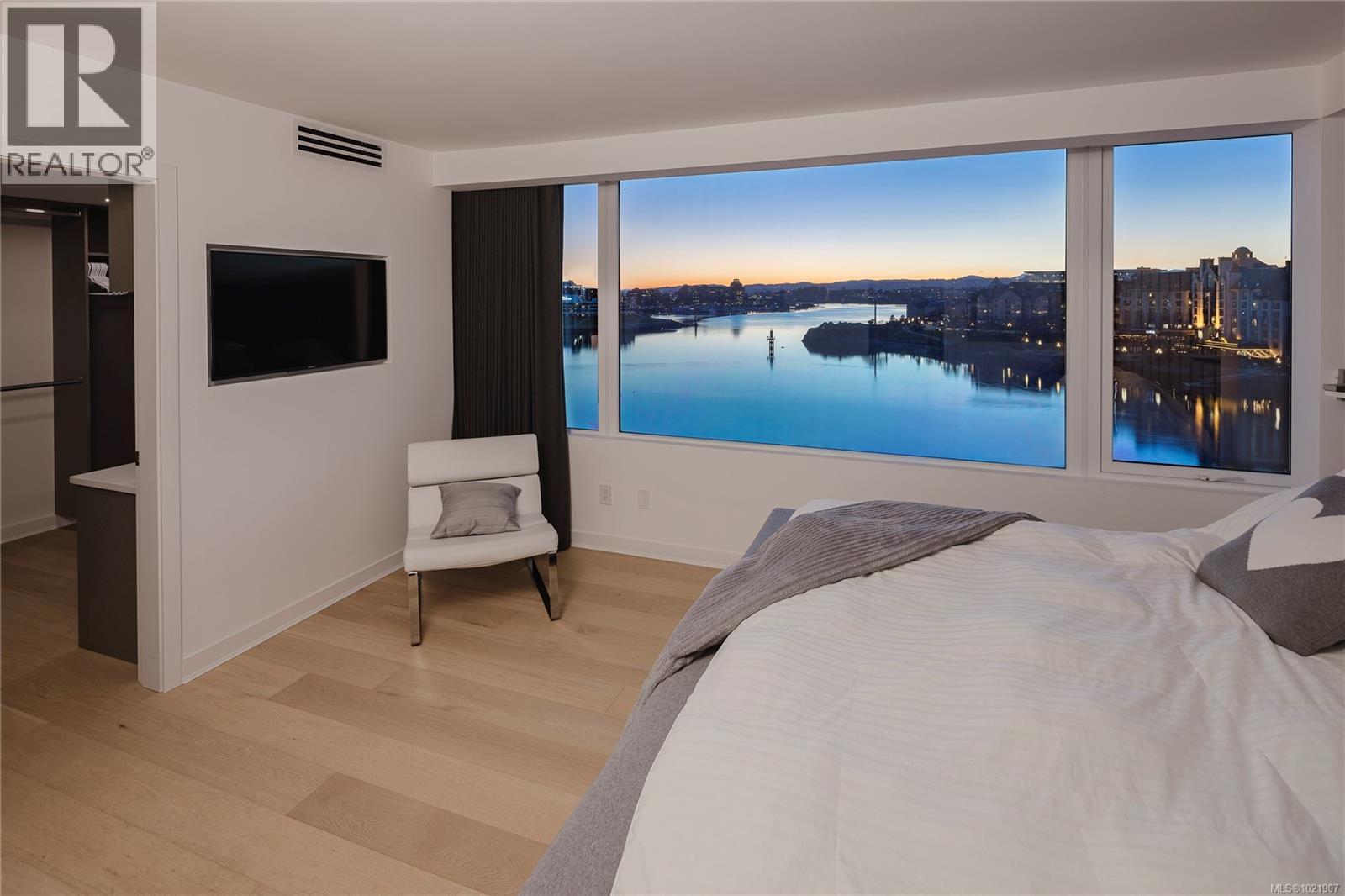 #606 1234 WHARF ST - 35