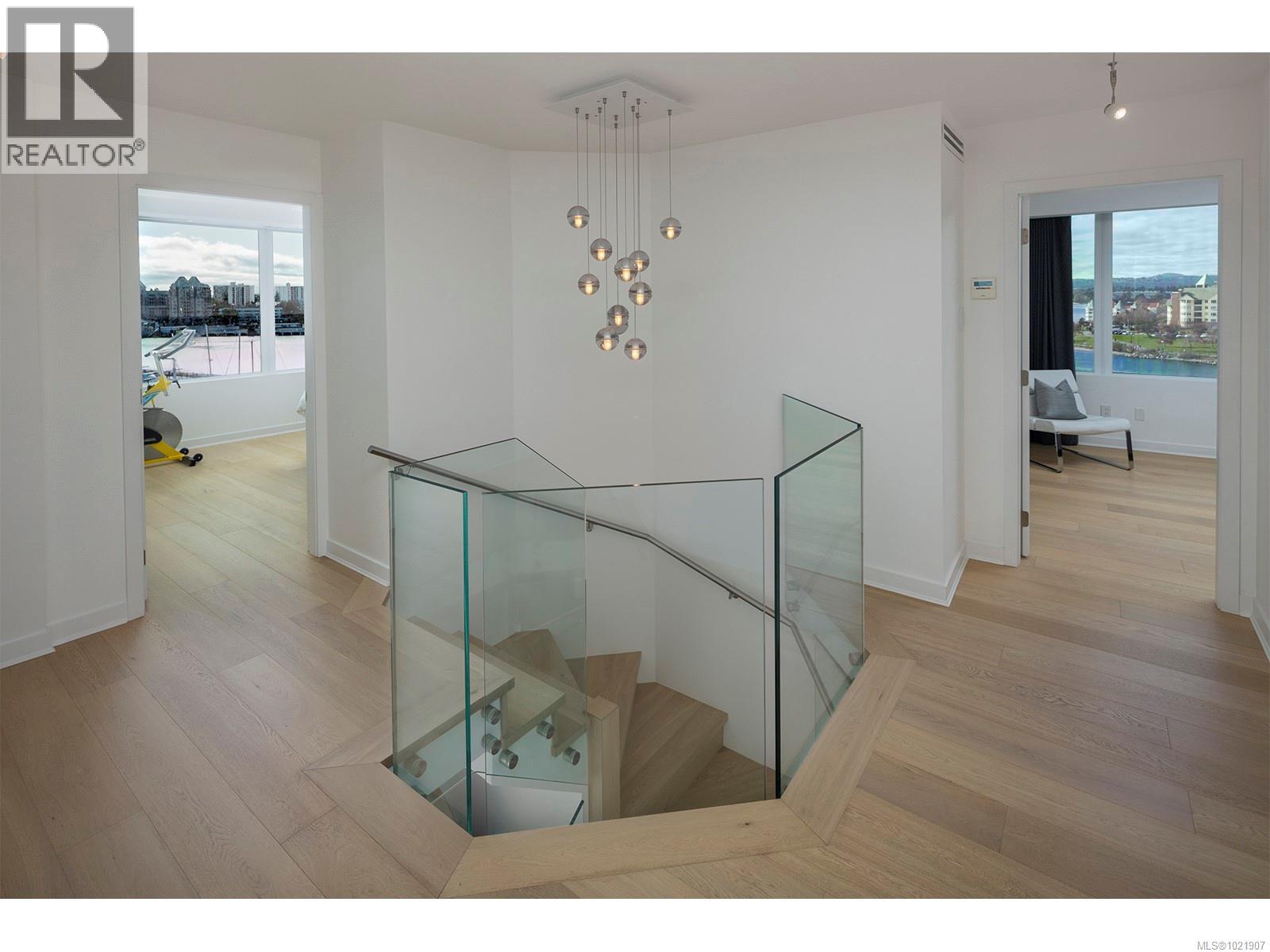 #606 1234 WHARF ST - 33