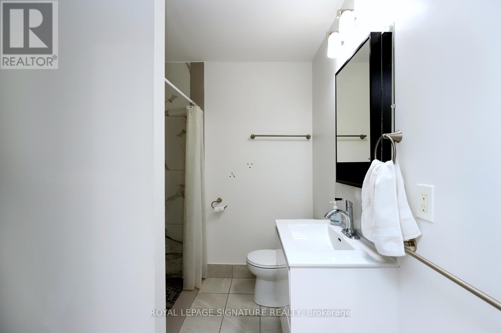 #20 160 CARSBROOKE ROAD - 26