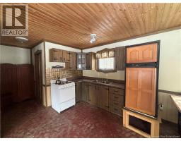 560 Cd Rue Principale, Beresford, NB E8K2A8 Photo 13