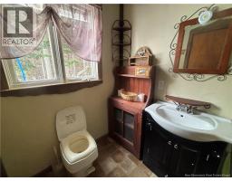 560 Cd Rue Principale, Beresford, NB E8K2A8 Photo 17