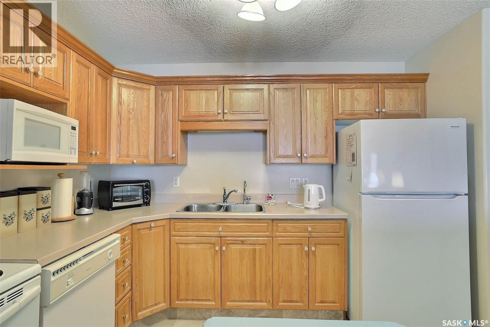 #405 2930 Arens ROAD E - 8