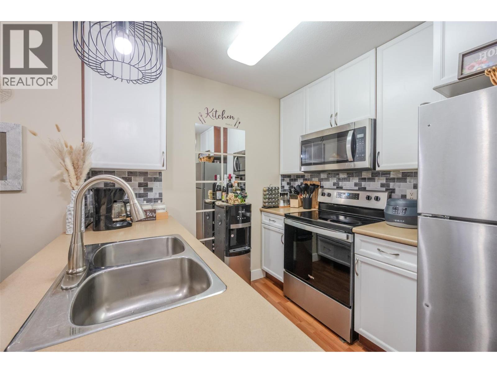 256 Hastings Avenue Unit# 215, Penticton