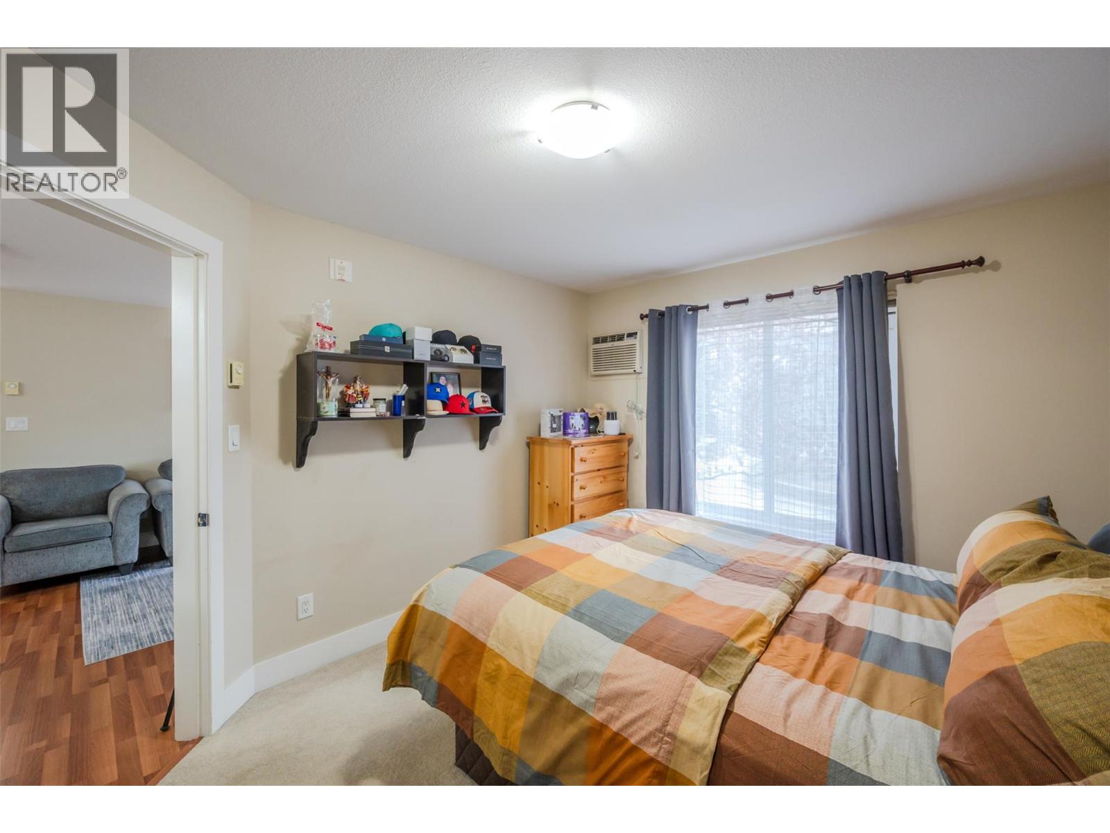 256 Hastings Avenue Unit# 215, Penticton