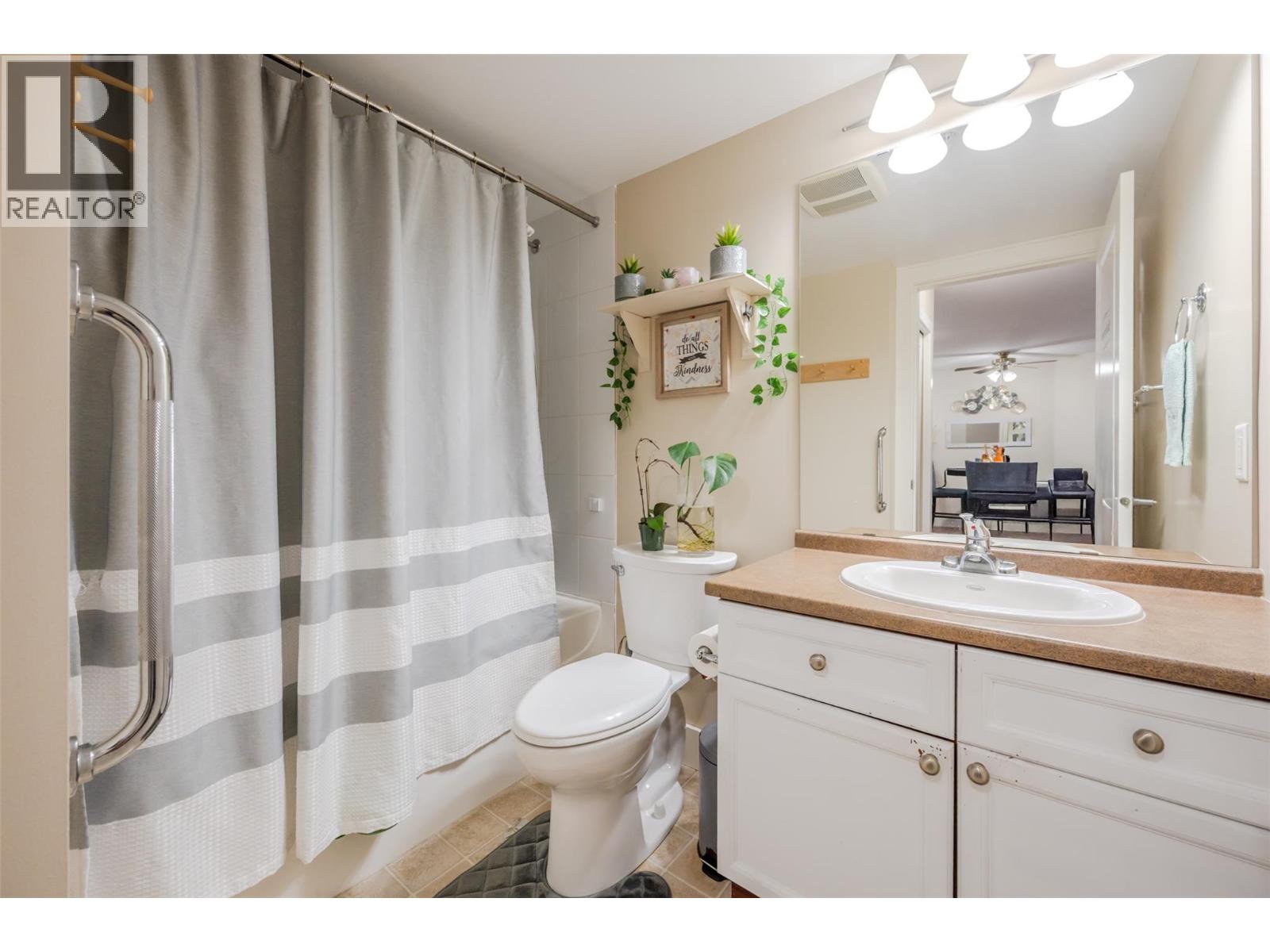 256 Hastings Avenue Unit# 215, Penticton