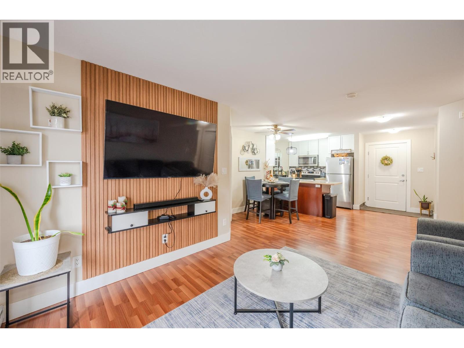 256 Hastings Avenue Unit# 215, Penticton