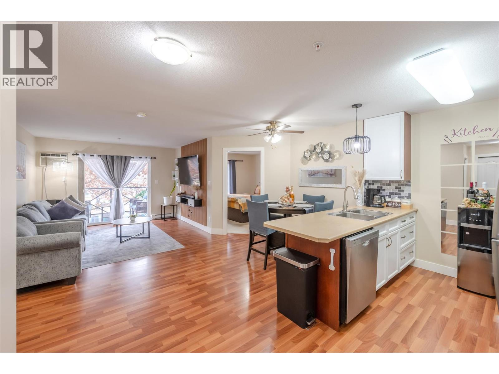 256 Hastings Avenue Unit# 215, Penticton