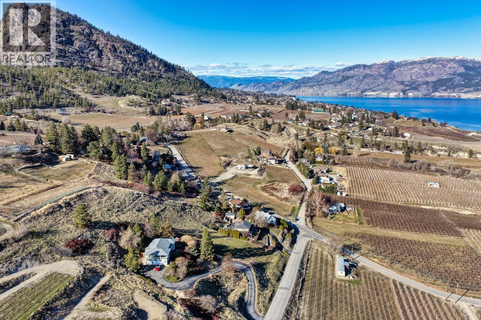 7016 Happy Valley Road, Summerland