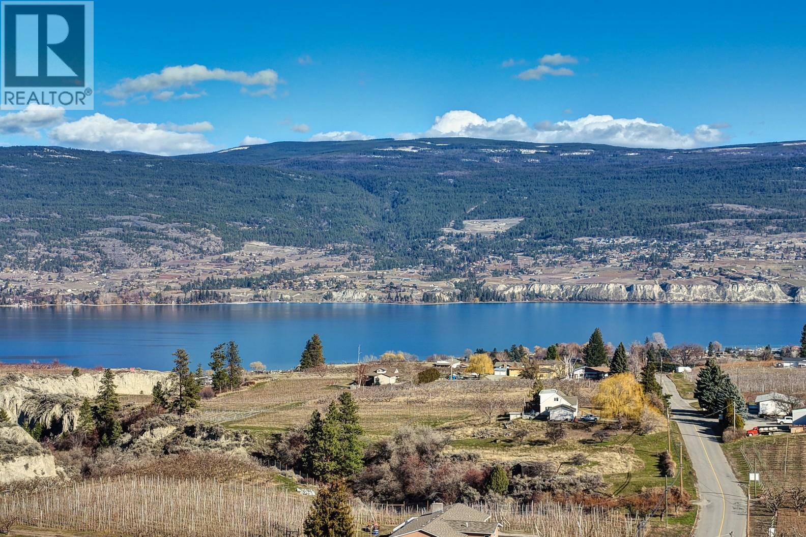 7016 Happy Valley Road, Summerland