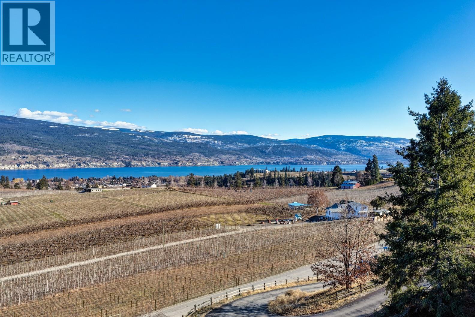 7016 Happy Valley Road, Summerland