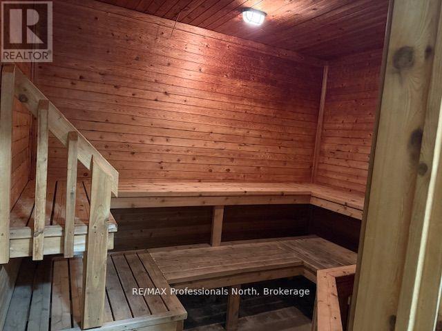 #126-5 1052 RAT BAY ROAD S - 21