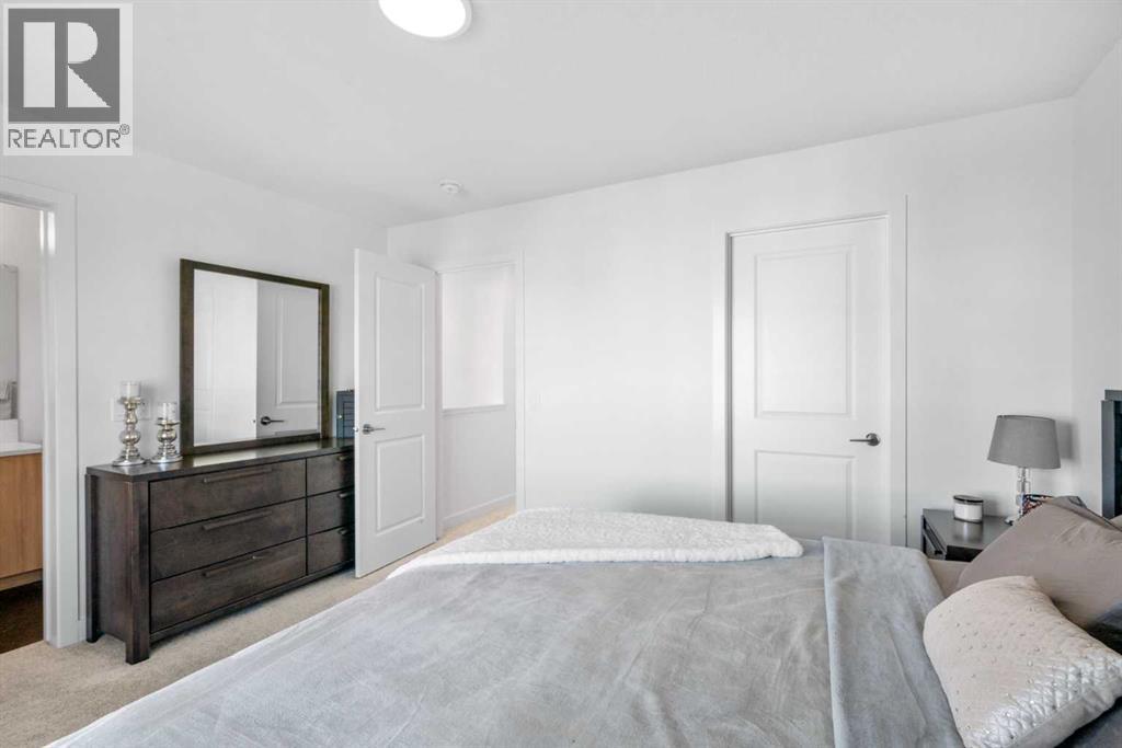 Single Family House for Sale in  Ambleton Drive NW Moraine Calgary 