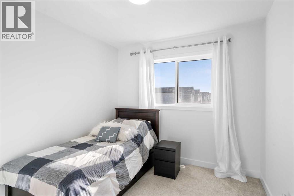 Single Family House for Sale in  Ambleton Drive NW Moraine Calgary 