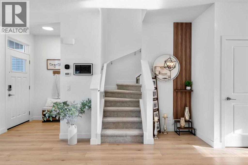 Single Family House for Sale in  Ambleton Drive NW Moraine Calgary 