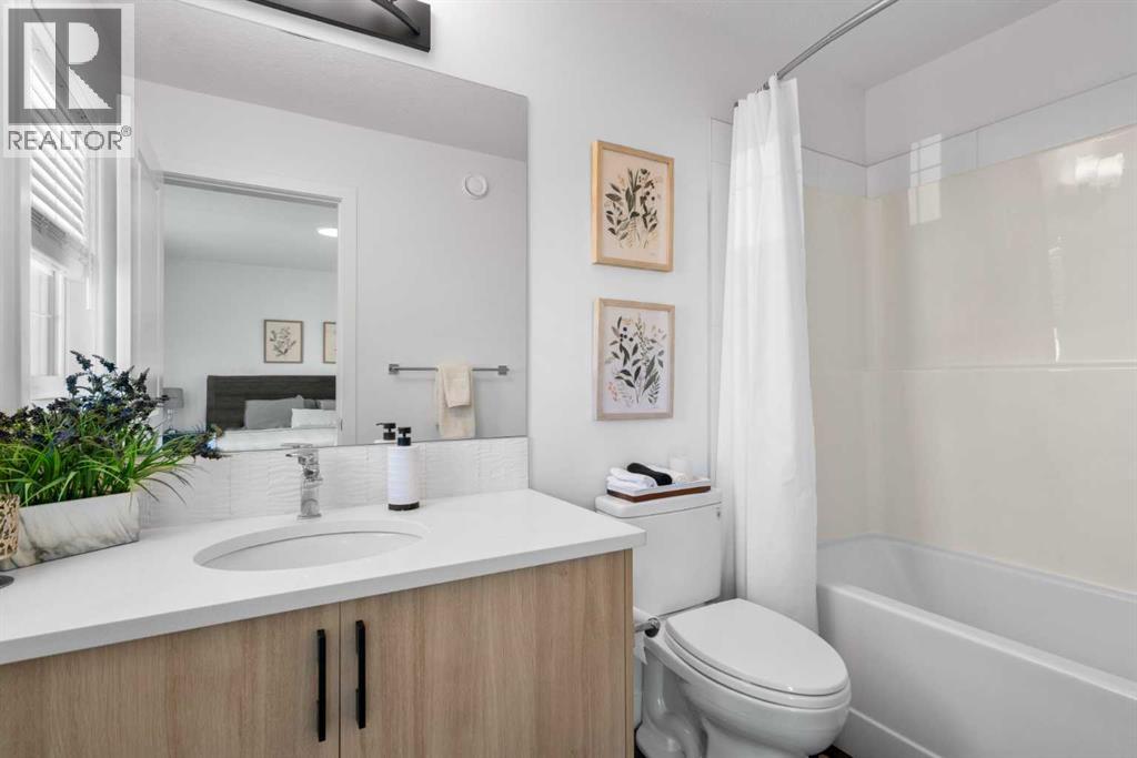 Single Family House for Sale in  Ambleton Drive NW Moraine Calgary 