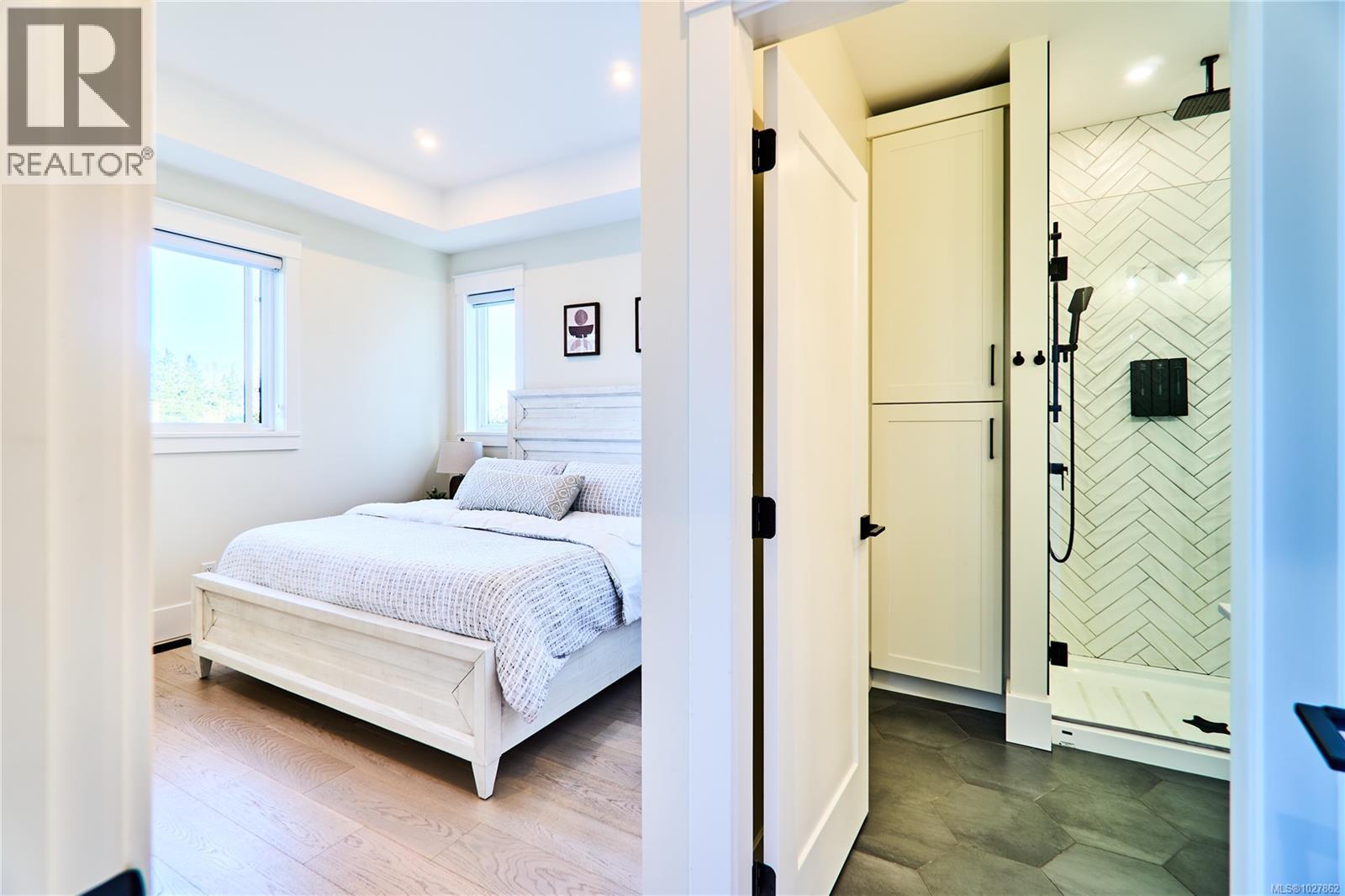 175 Cabot Crt, Parksville