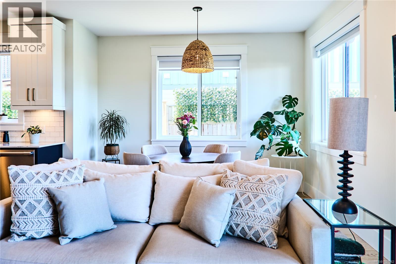 175 Cabot Crt, Parksville