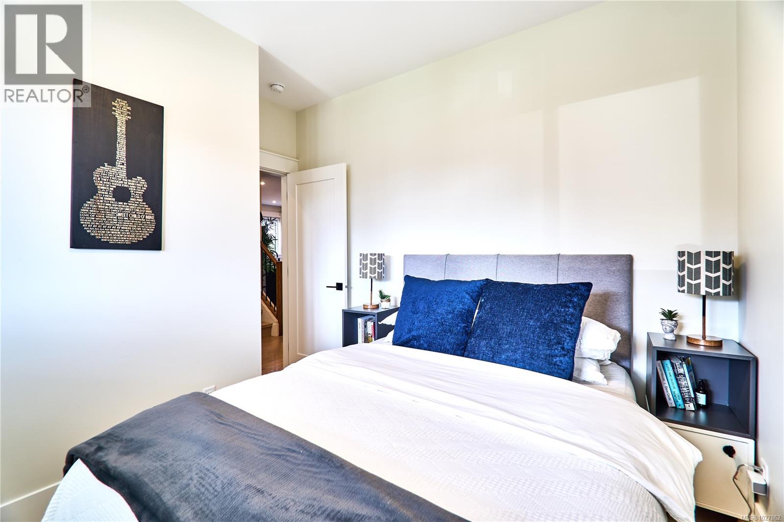 175 Cabot Crt, Parksville