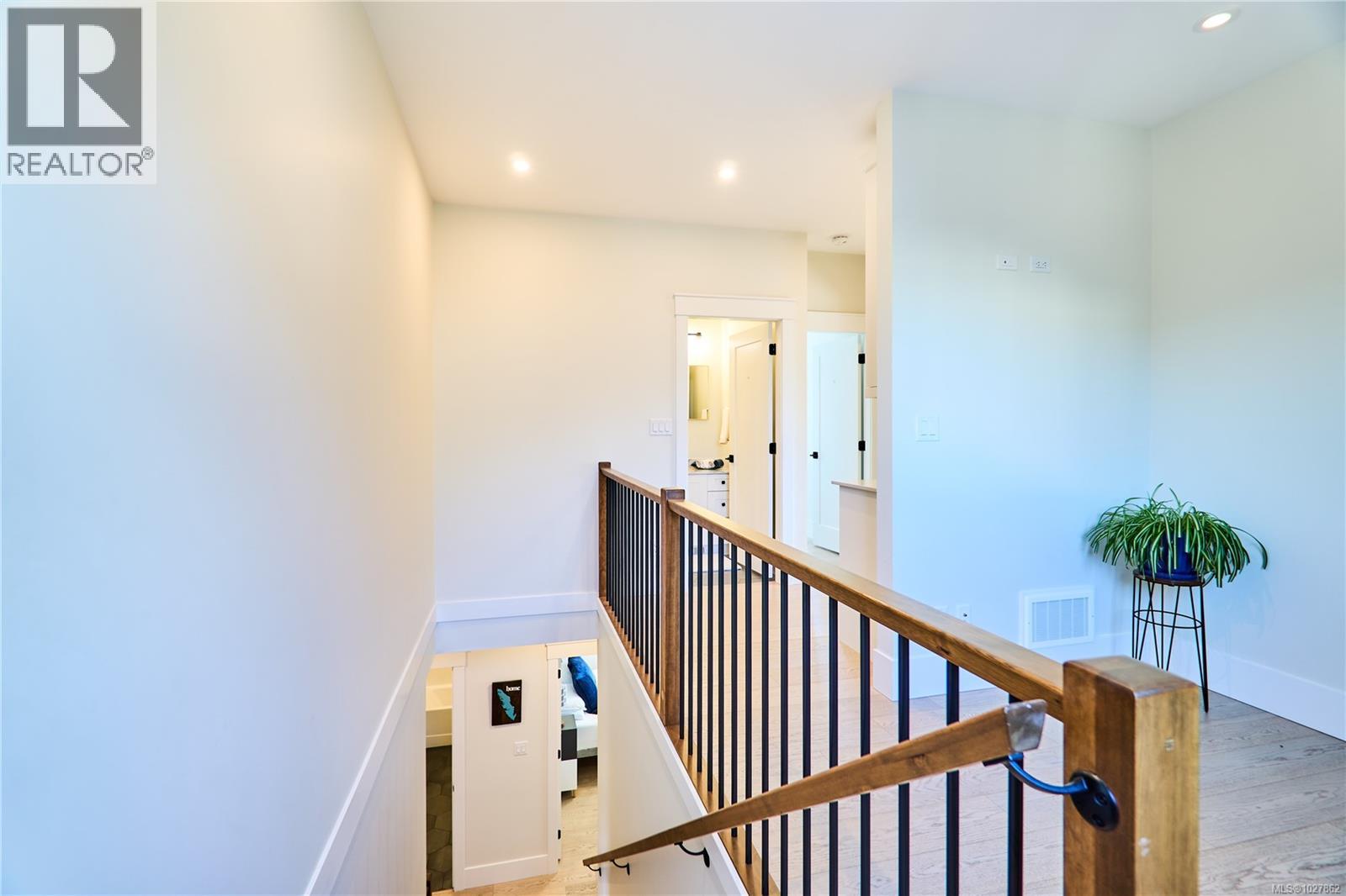 175 Cabot Crt, Parksville