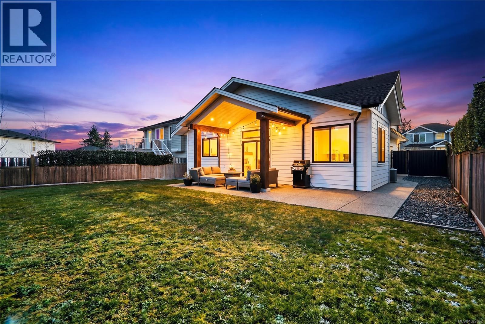 175 Cabot Crt, Parksville