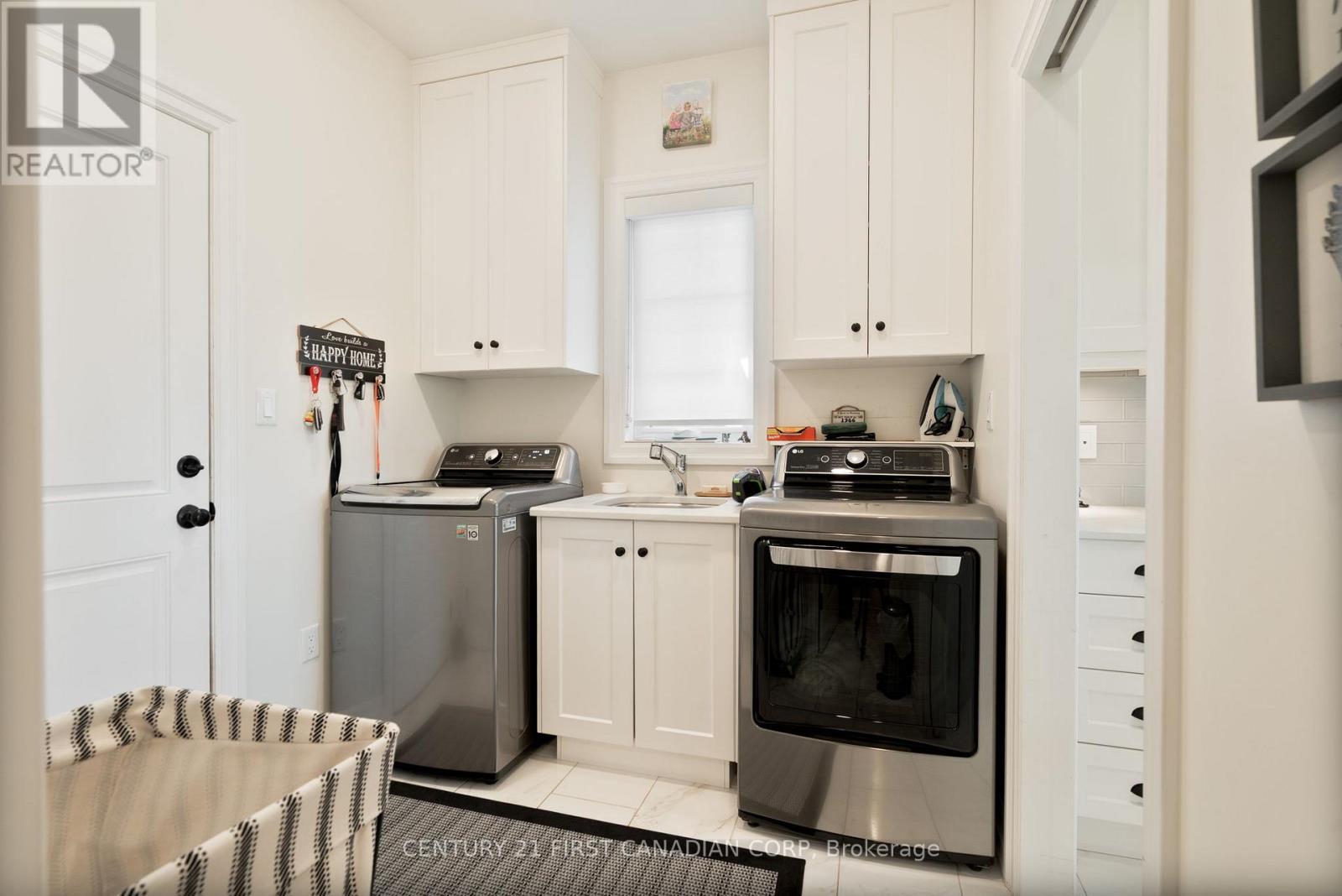 161 COLLINS WAY - 16