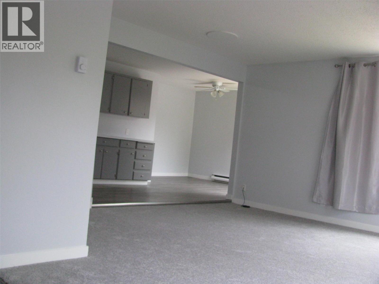 11018 VICTORIA Road S - 4