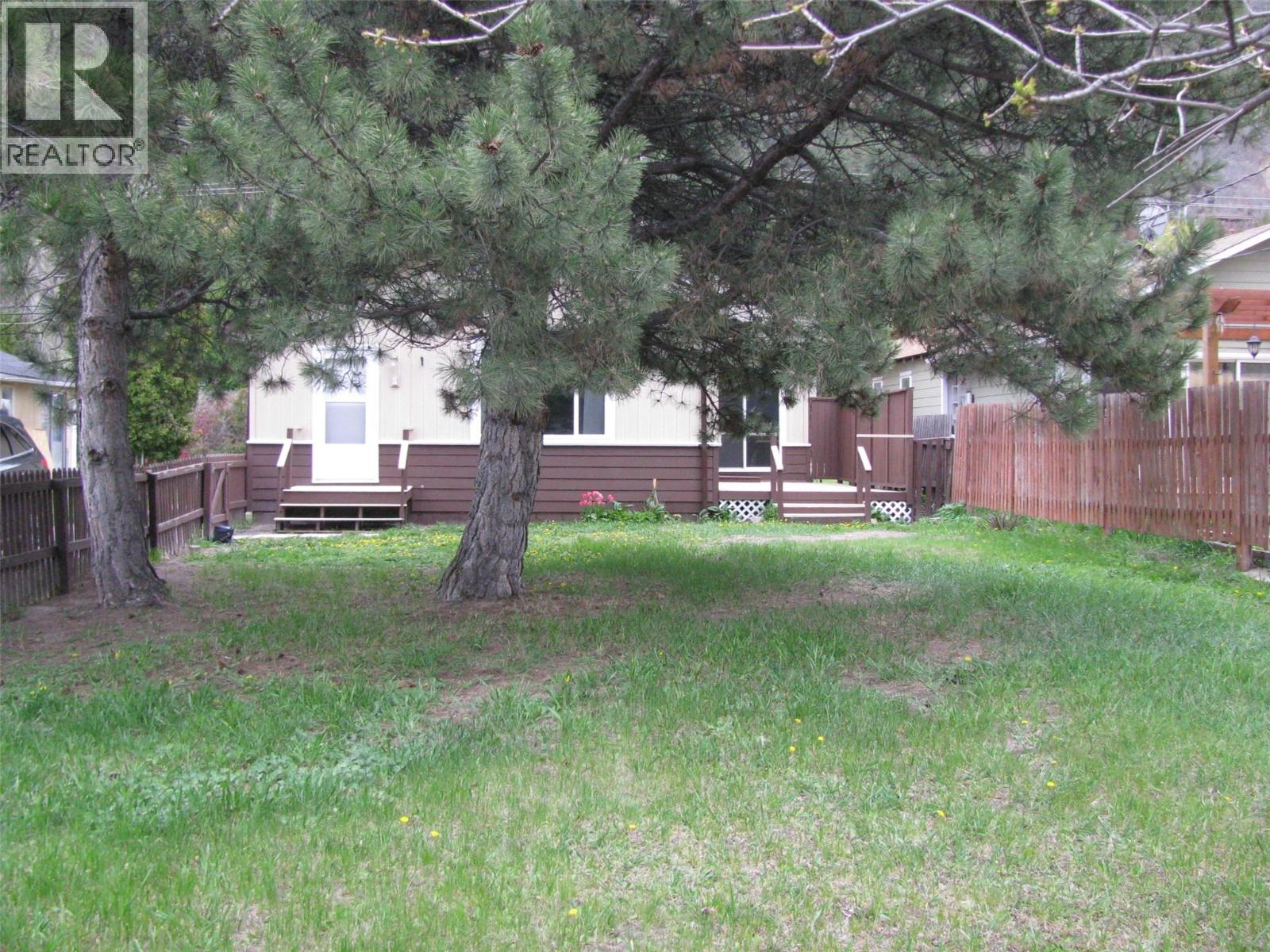 11018 VICTORIA Road S, Summerland