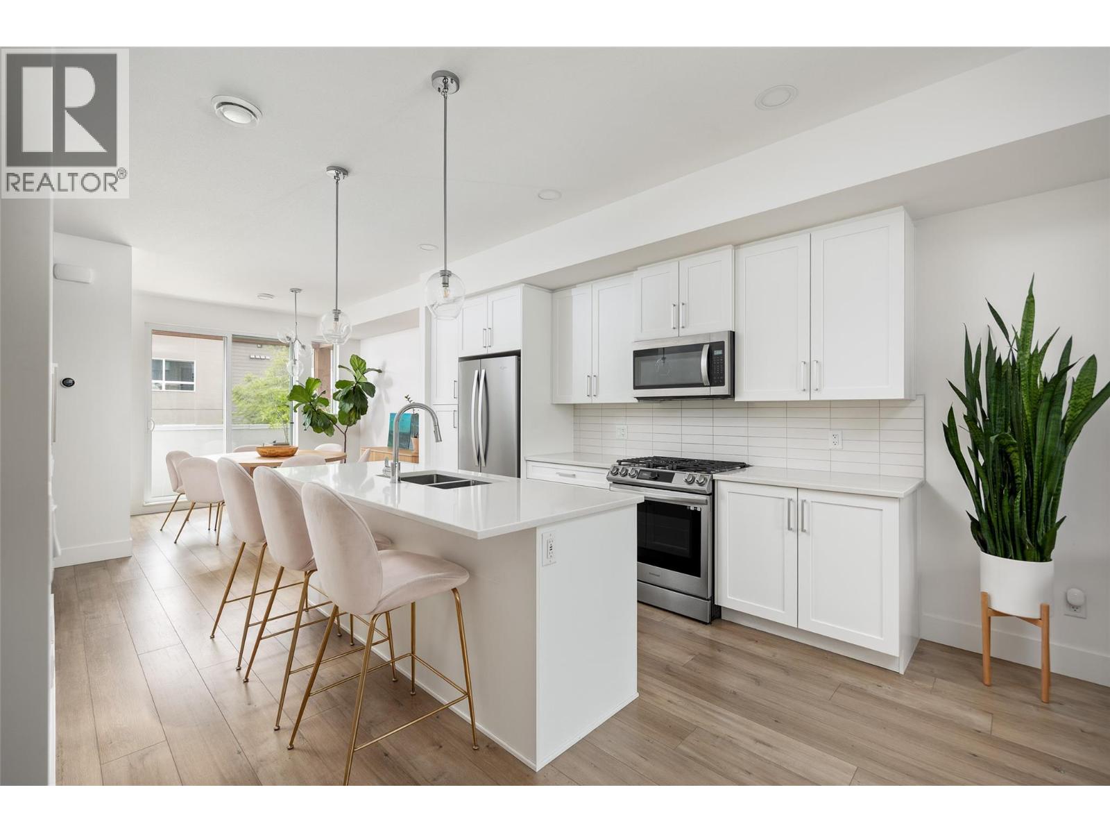 720 Valley Road Unit# 4, Kelowna