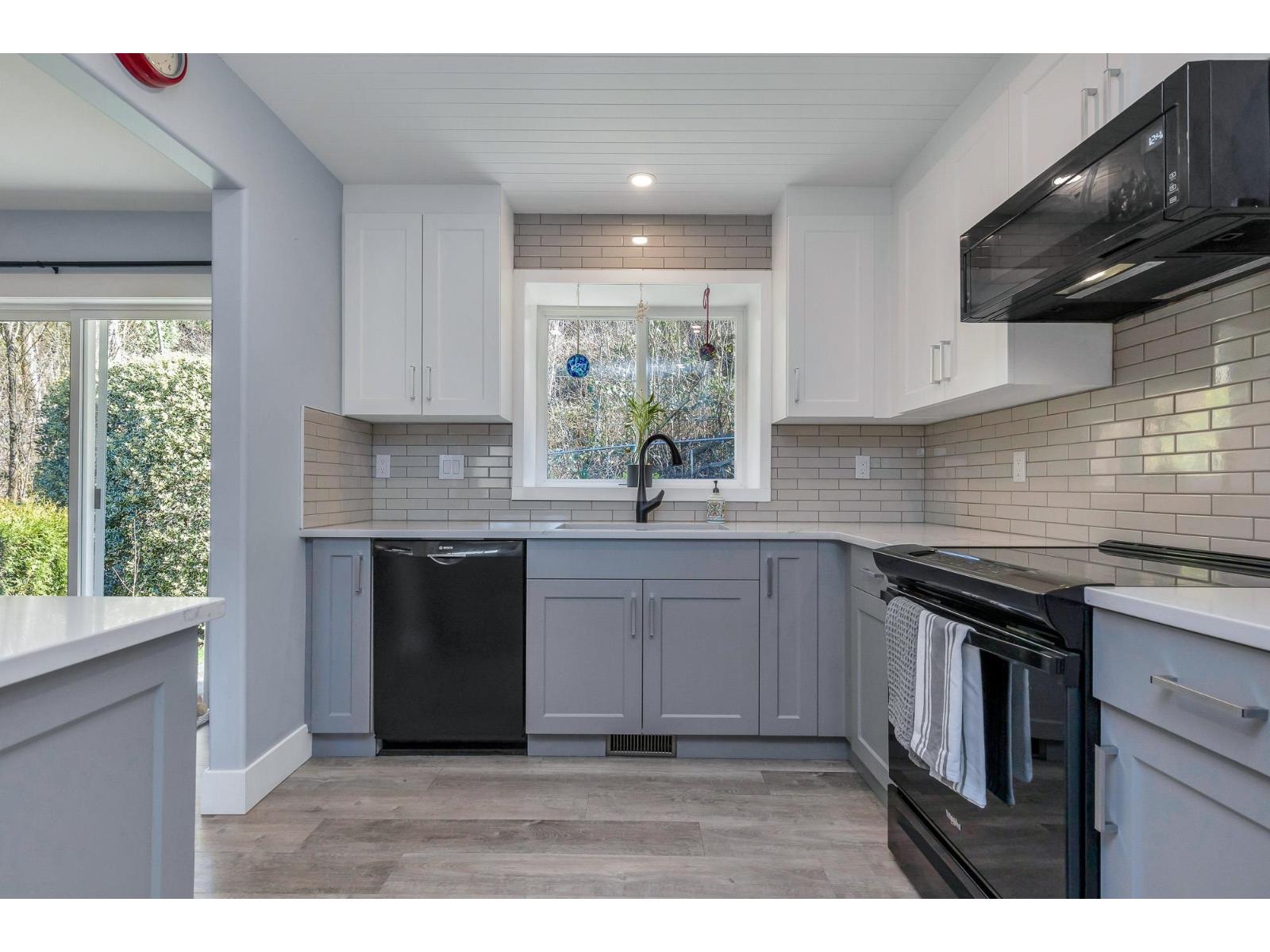 21 34250 HAZELWOOD AVENUE, Abbotsford