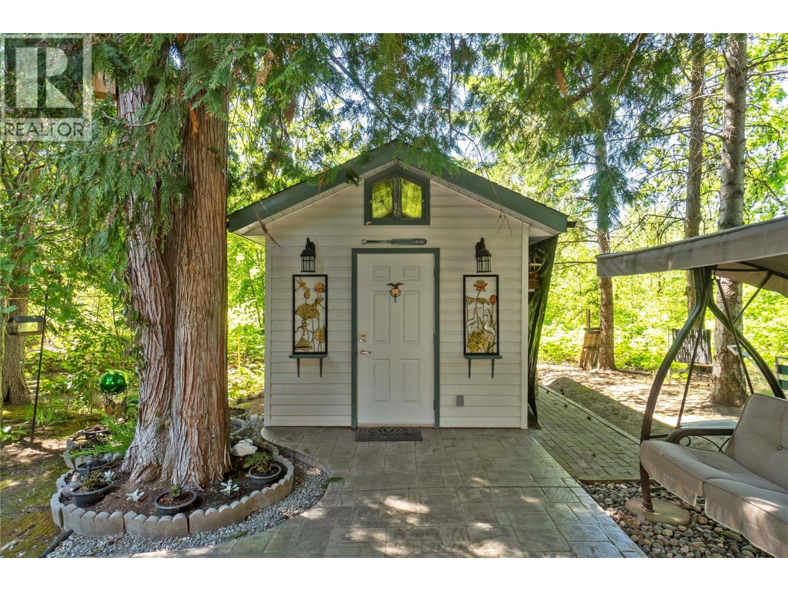 1047 Wharf Road, Scotch Creek