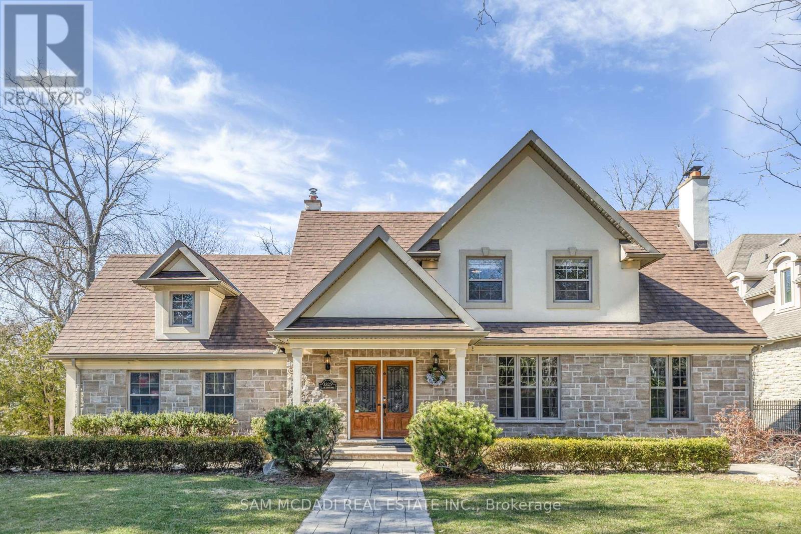 3325 LAKESHORE ROAD - 1
