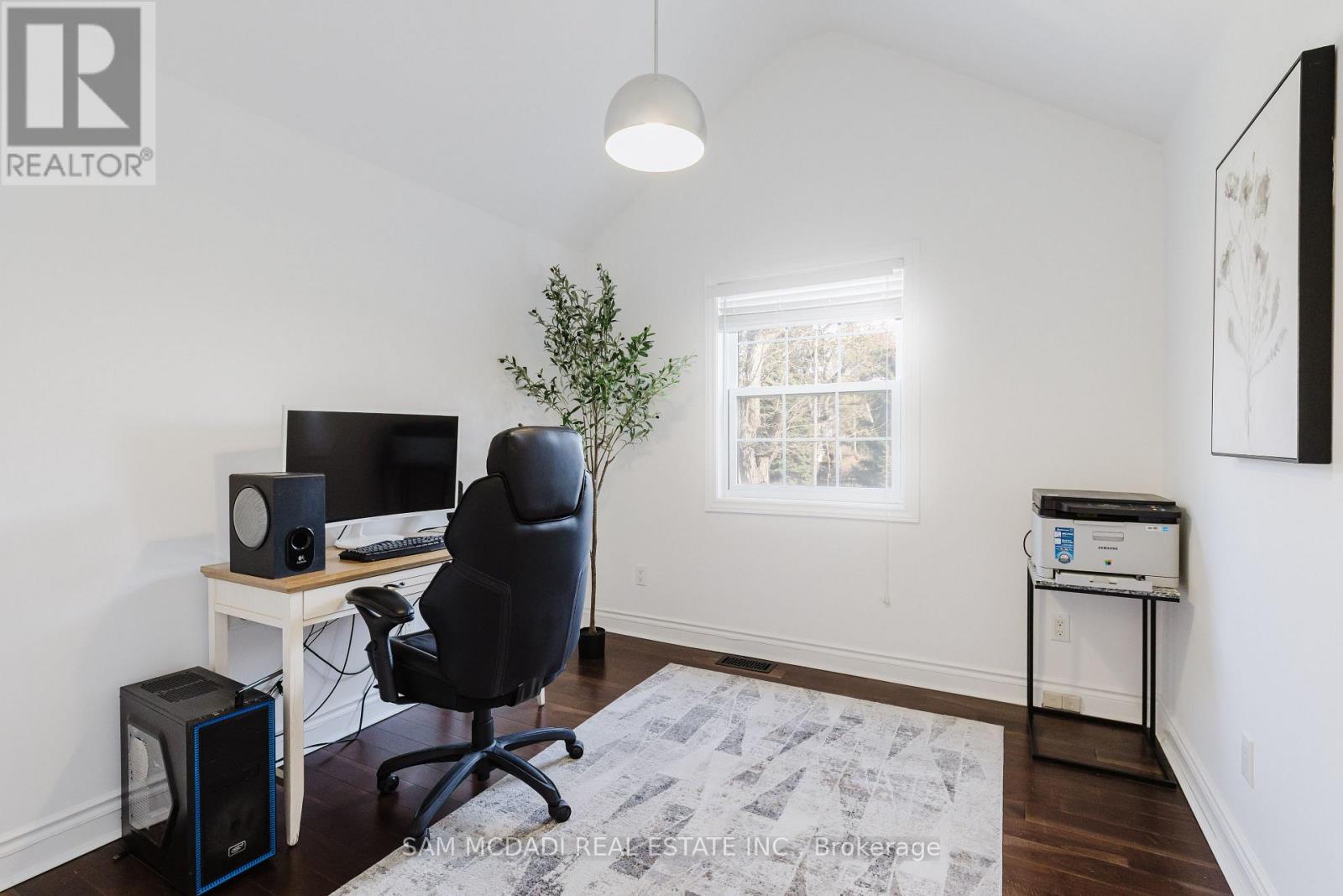 3325 LAKESHORE ROAD - 25