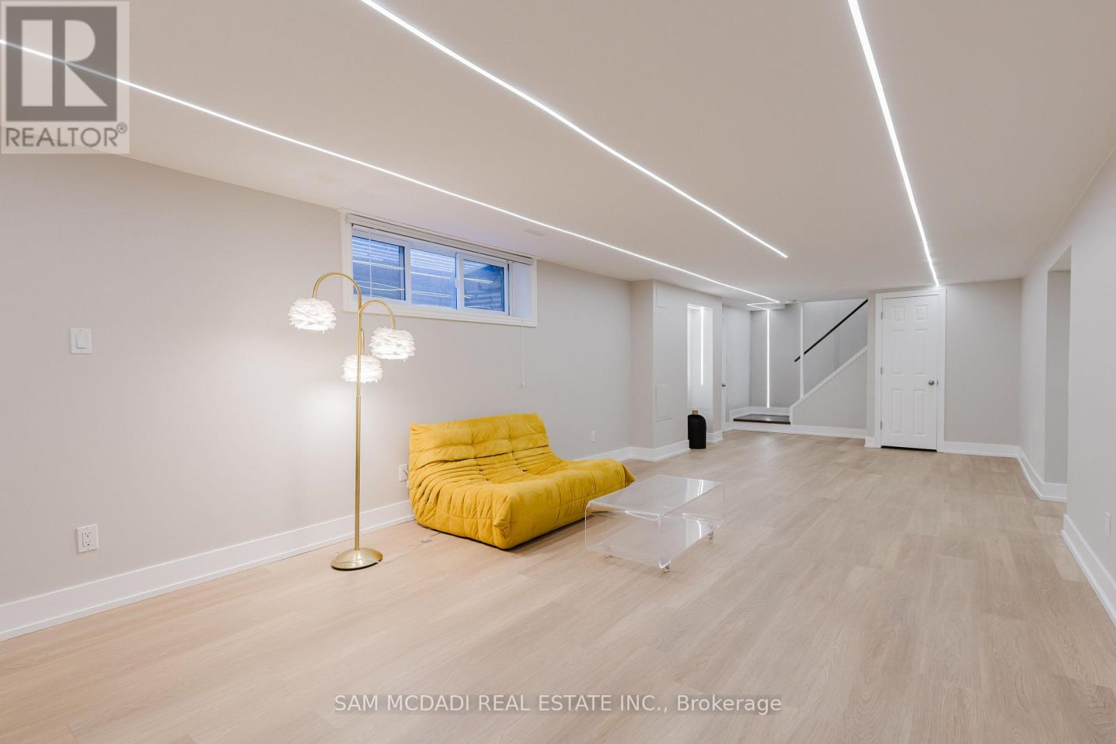 3325 LAKESHORE ROAD - 30