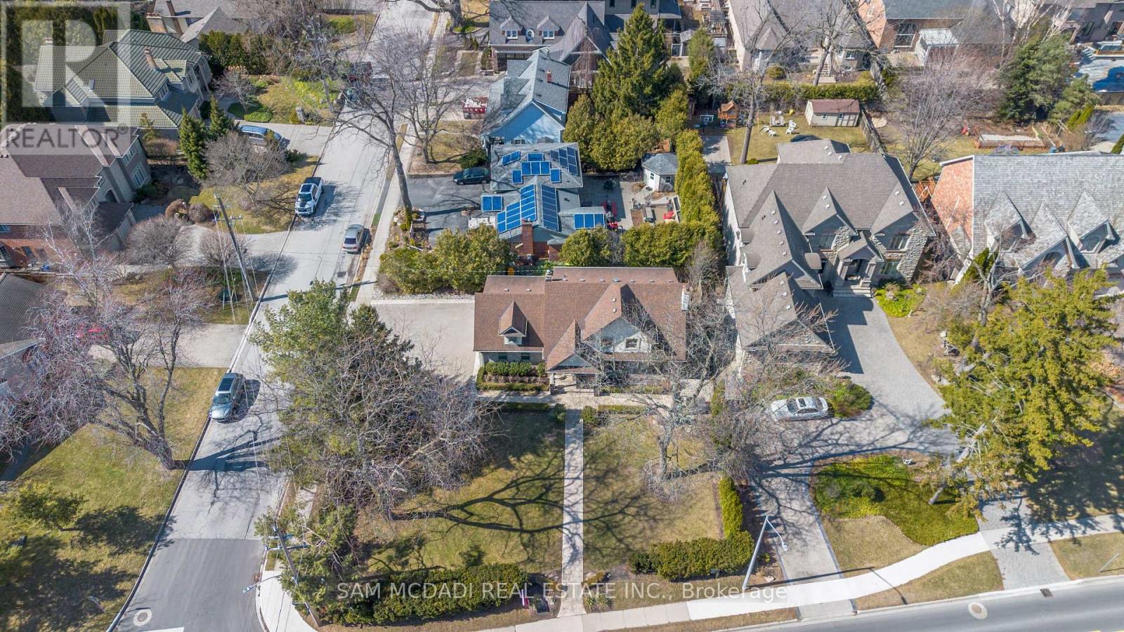 3325 LAKESHORE ROAD - 38