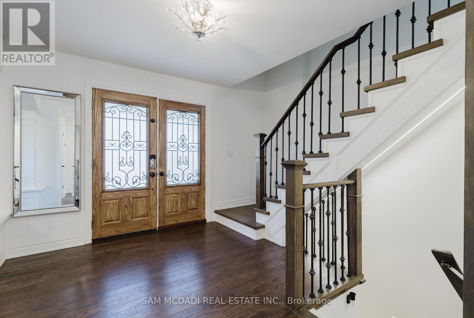 3325 LAKESHORE ROAD - 4