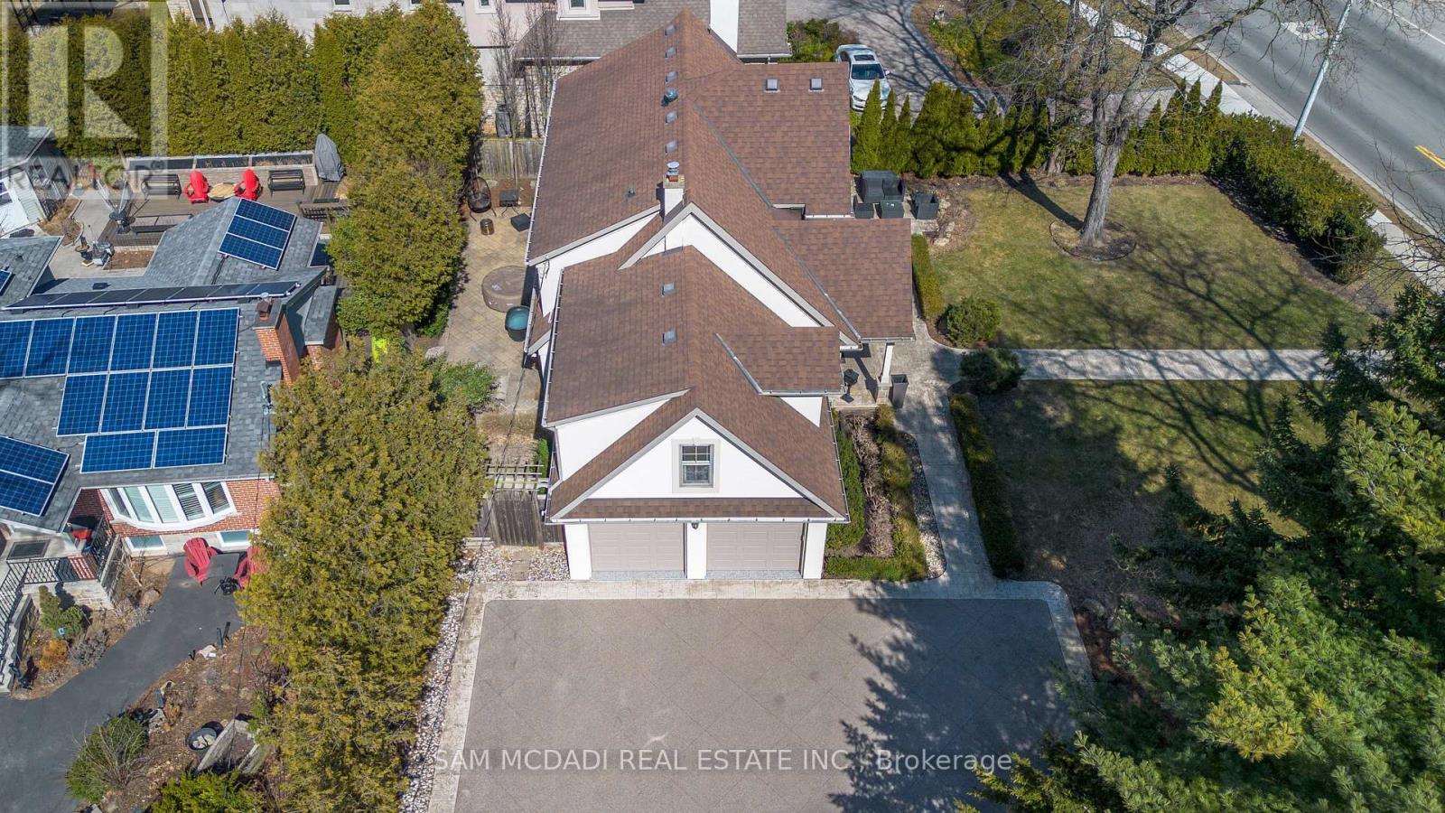 3325 LAKESHORE ROAD - 40
