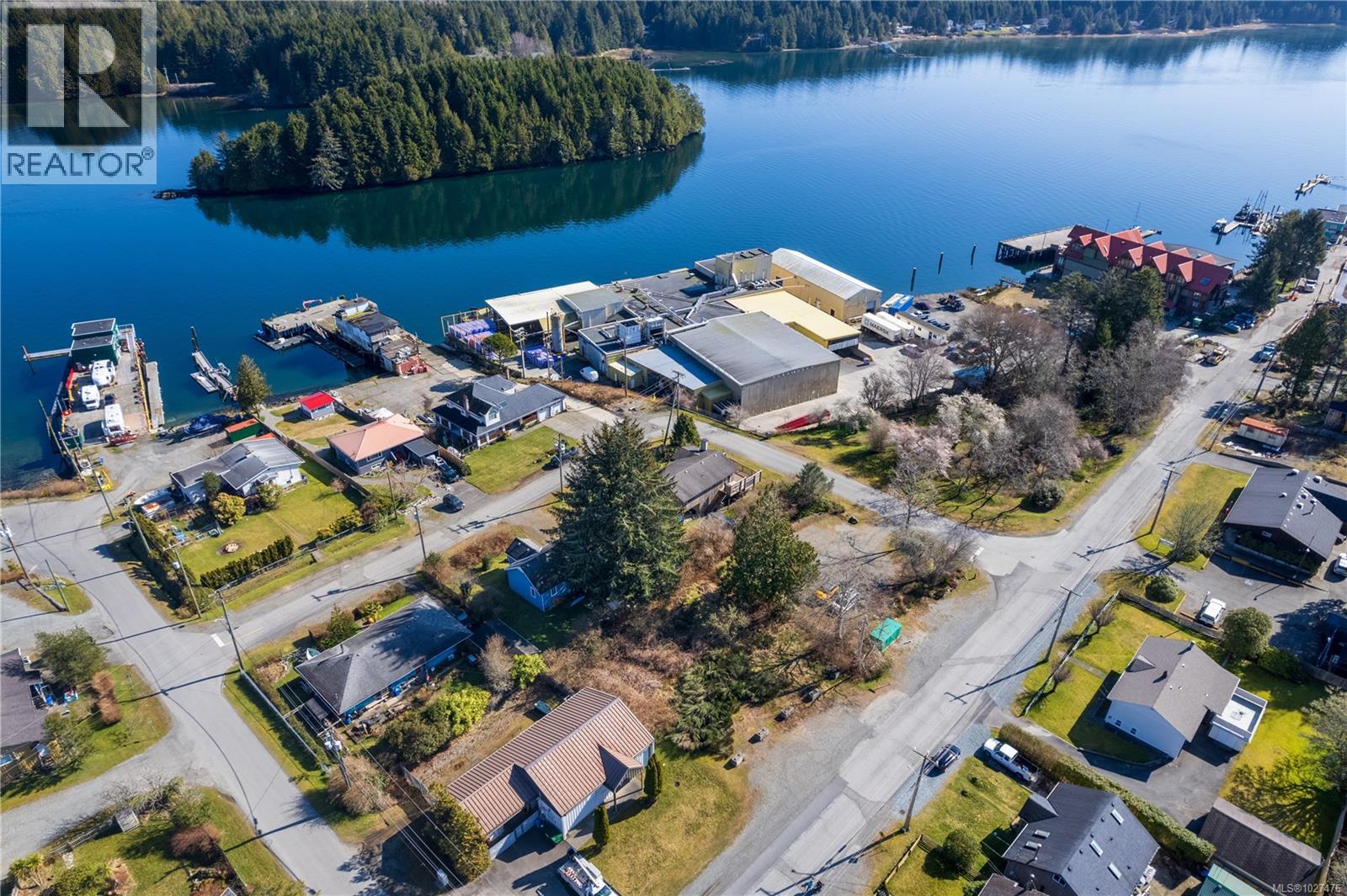 1767 Cedar Rd, Ucluelet
