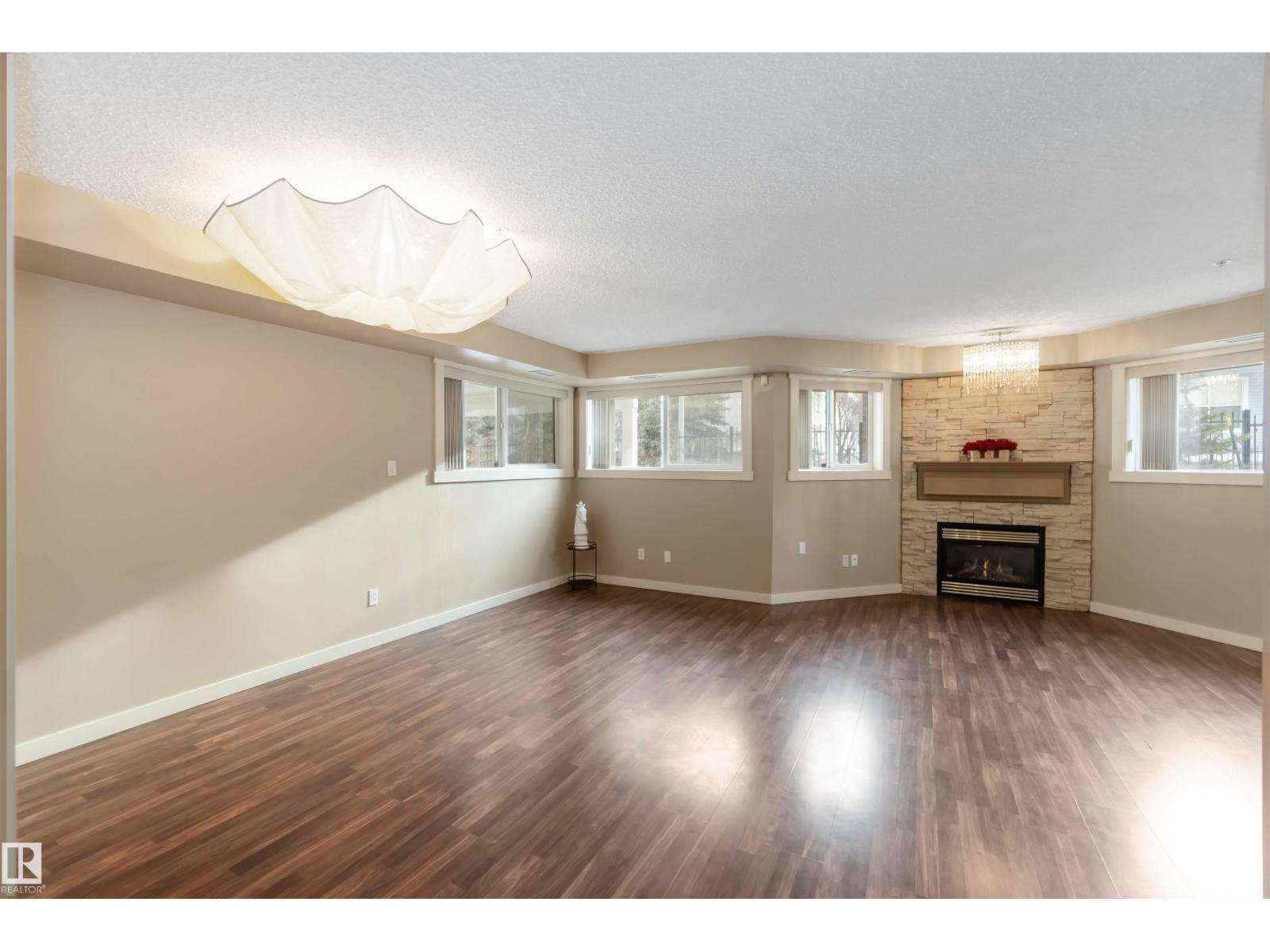 
          113 10311 111 Street NW
            <br/>
            <span>Edmonton</span>
            , 
            <span>AB</span>
             <span>T5K2Y8</span>
         - Photo 20