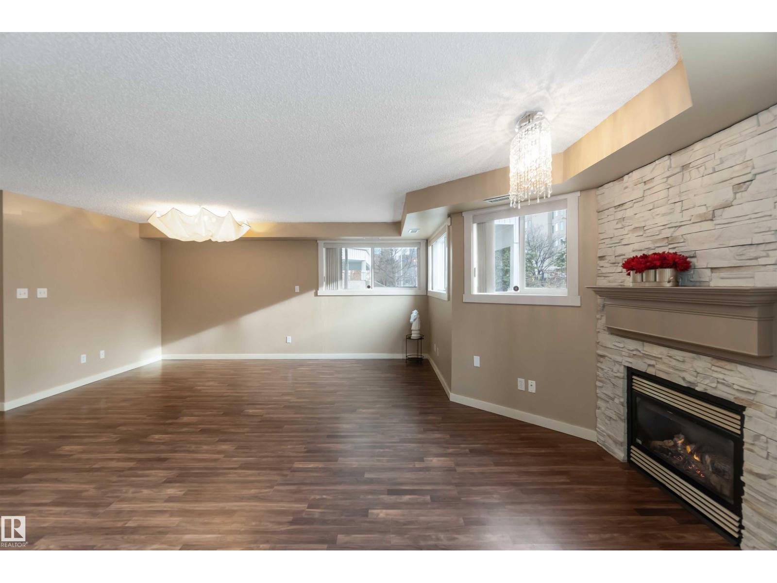 
          113 10311 111 Street NW
            <br/>
            <span>Edmonton</span>
            , 
            <span>AB</span>
             <span>T5K2Y8</span>
         - Photo 32