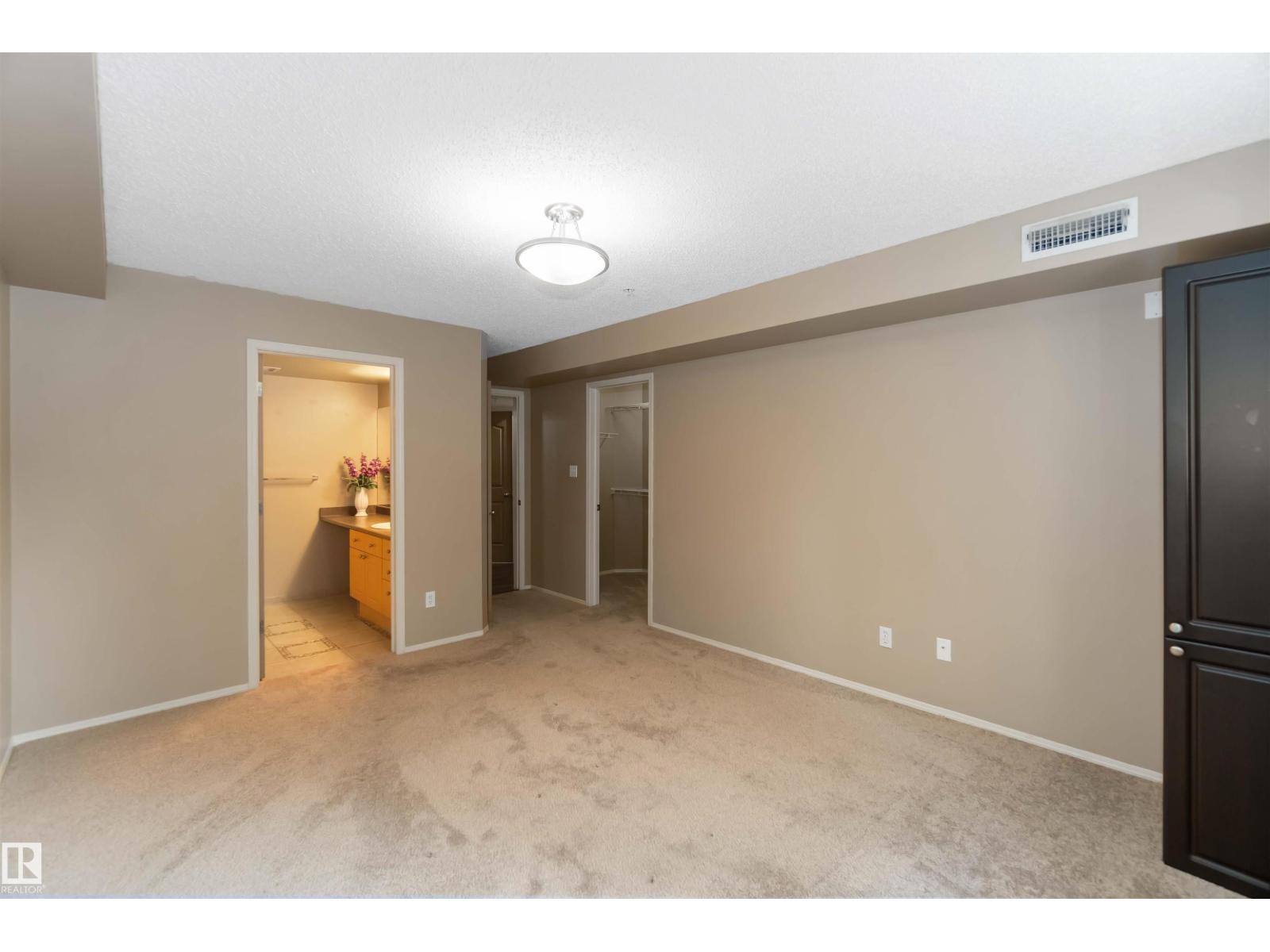 #113 10311 111 ST NW - 30