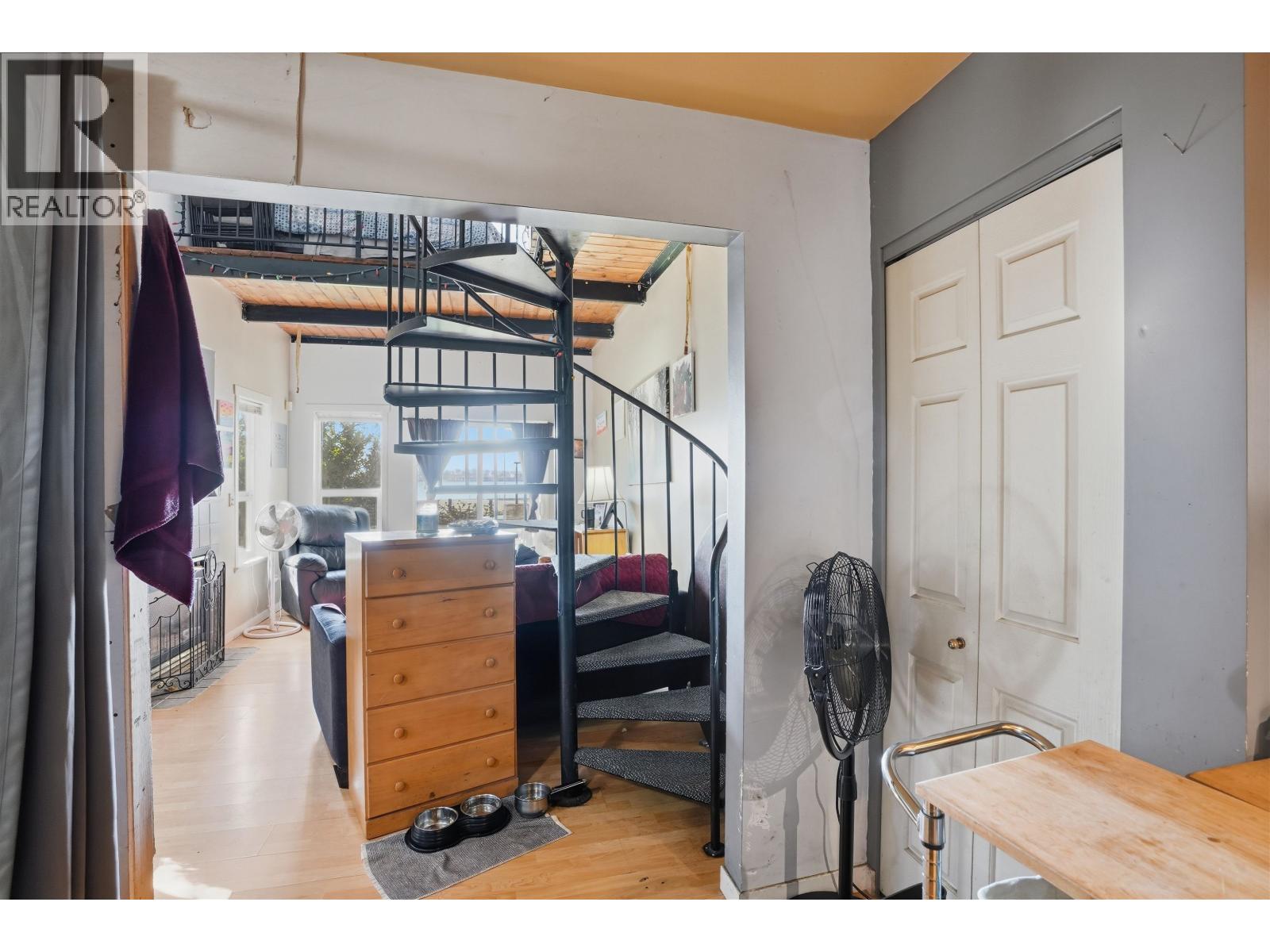 B 403 ALDER STREET — photo 15
