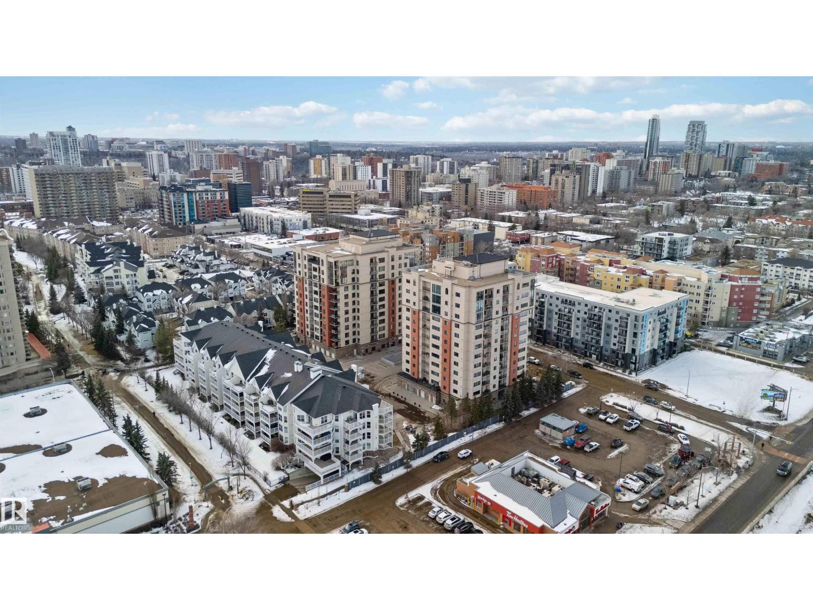 
          113 10311 111 Street NW
            <br/>
            <span>Edmonton</span>
            , 
            <span>AB</span>
             <span>T5K2Y8</span>
         - Photo 6